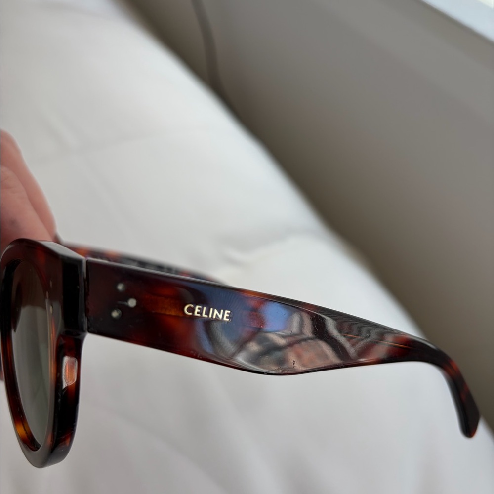 Celine Tortoiseshell Acetate Sunglasses with Gold Logo - Picture 2 of 3